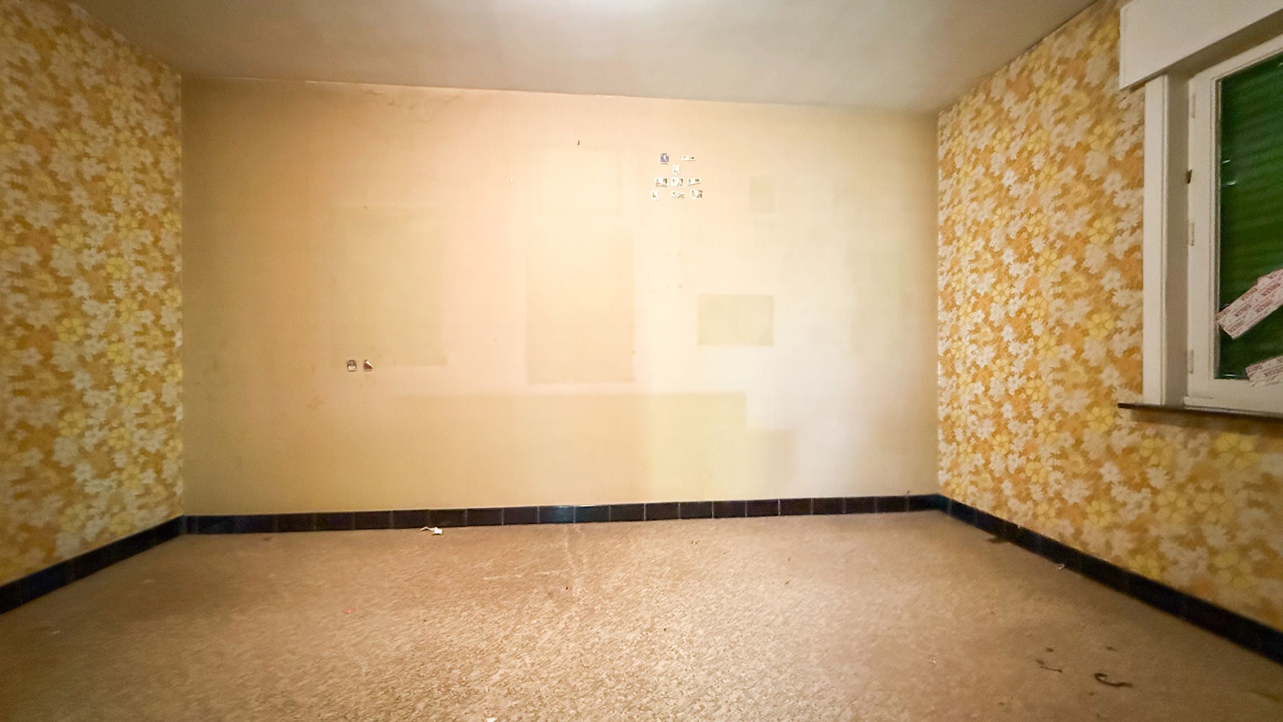 Te vernieuwen woning met 11a 87ca grond in Heusden-Zolder! foto 32