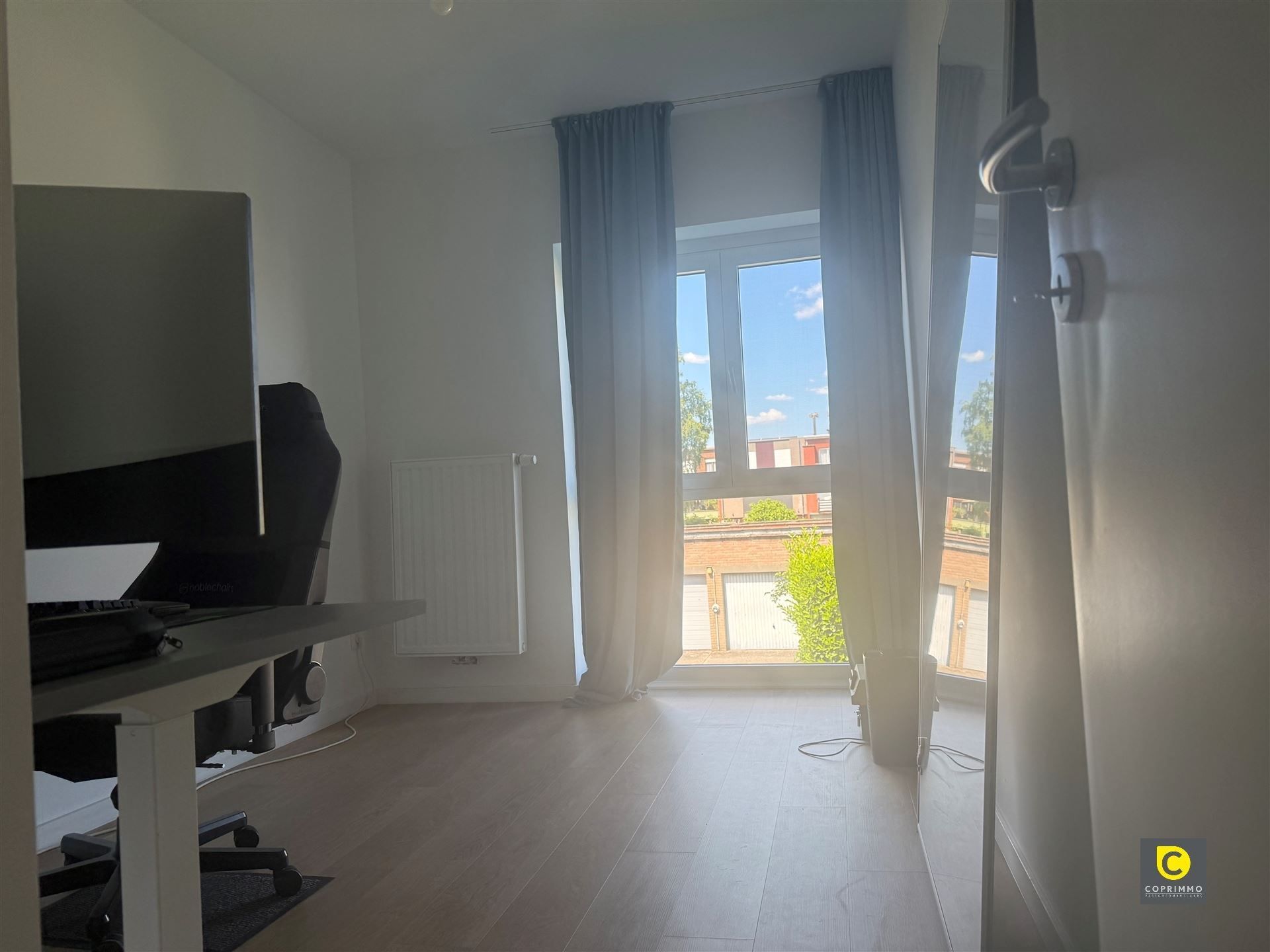 Appartemen: 2 slk., terras en P  foto 9