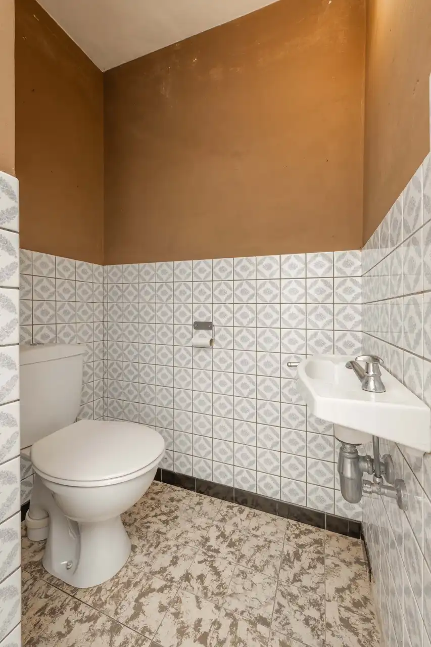 Gezellige woning met drie ruime slaapkamers en veel bergruimte te koop in Wakken foto 15