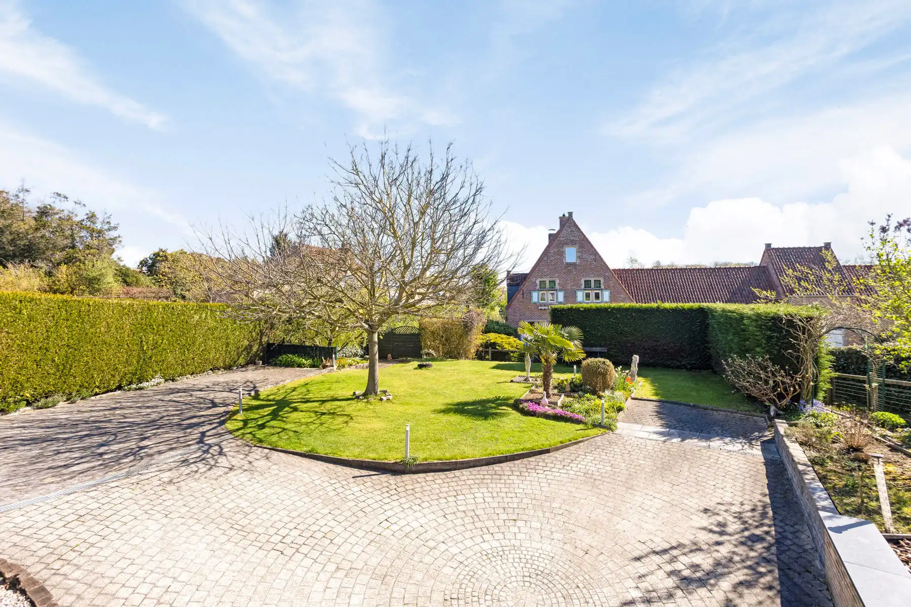 Prachtige villa met 4 slaapkamers en 2 badkamers foto 4