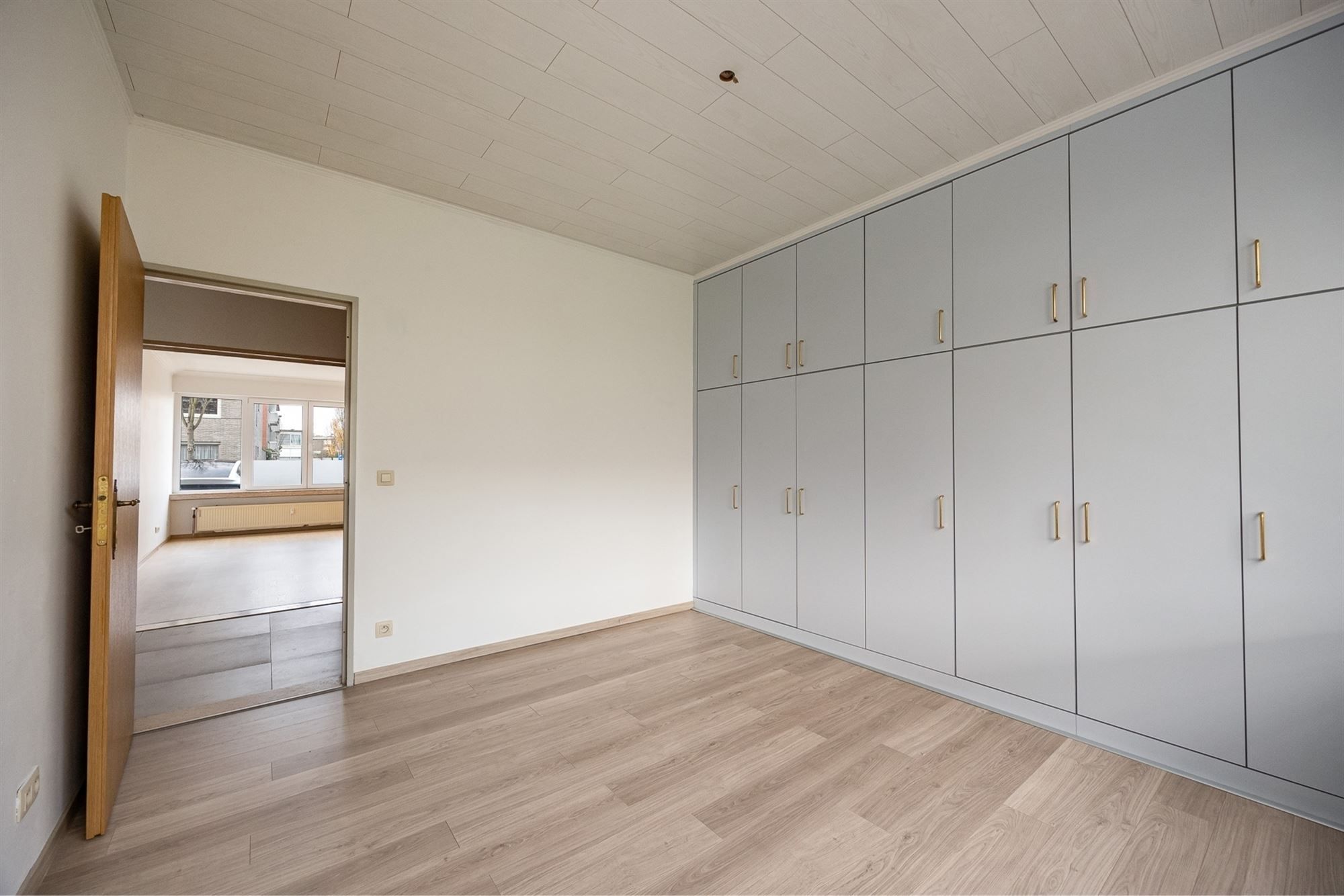 Instapklaar GLV-app met tuin èn garage foto 5