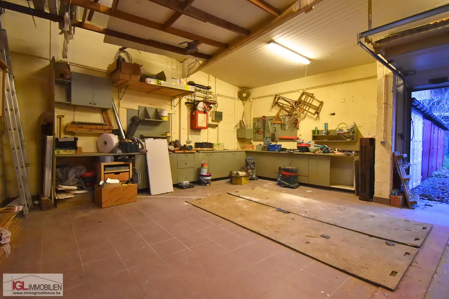 Atelier te huur in Sint-Pieters-Leeuw foto 2