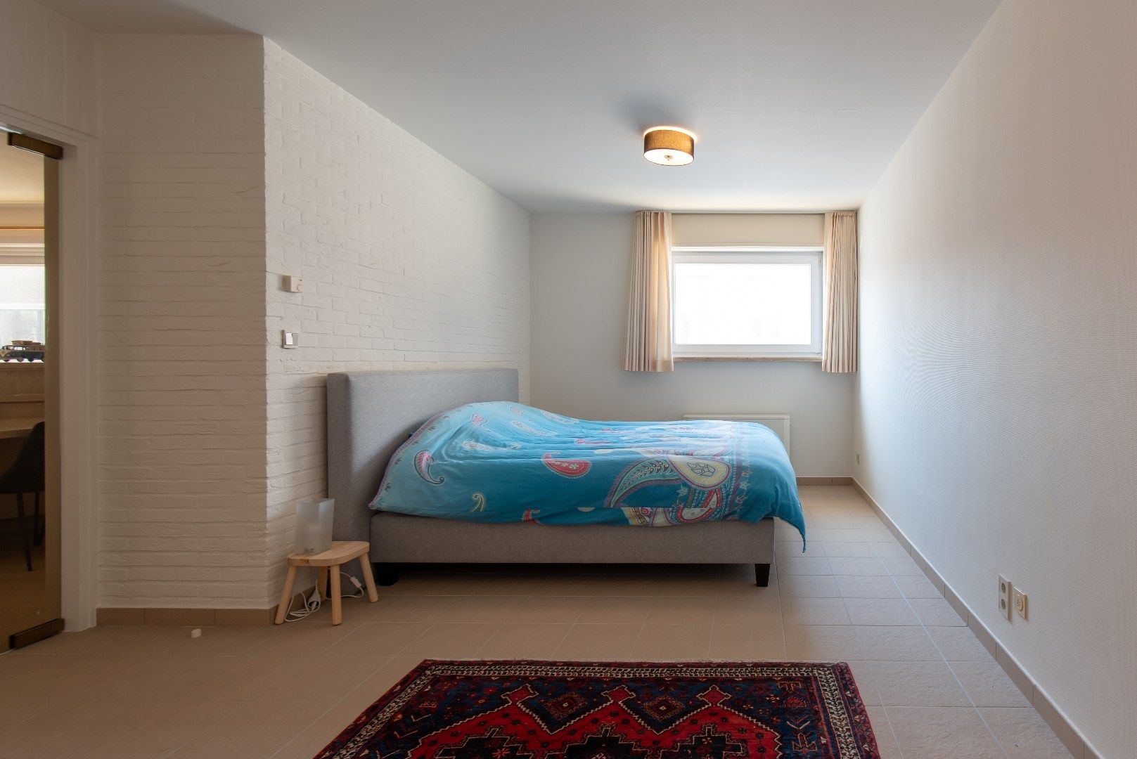 Ruim en lichtrijk appartement in Raversijde – 3 slaapkamers & groot terras foto 3