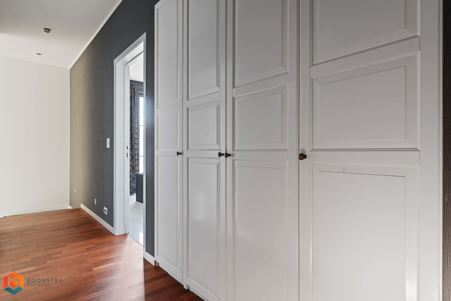 Handelspand met woonst en ruime parking op een perceel van 2592 m² te Rotselaar foto 21