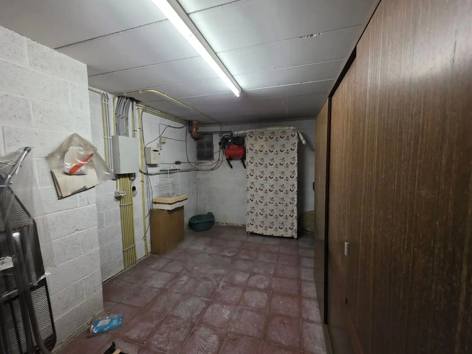 Ruime villa met 4 slpk's, 2 badkamers en garage foto 27