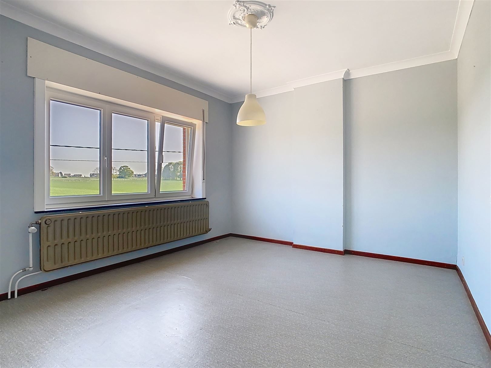 Mooie ruime woning, 3 slpks, garage, tuin, 11a 59ca foto 23