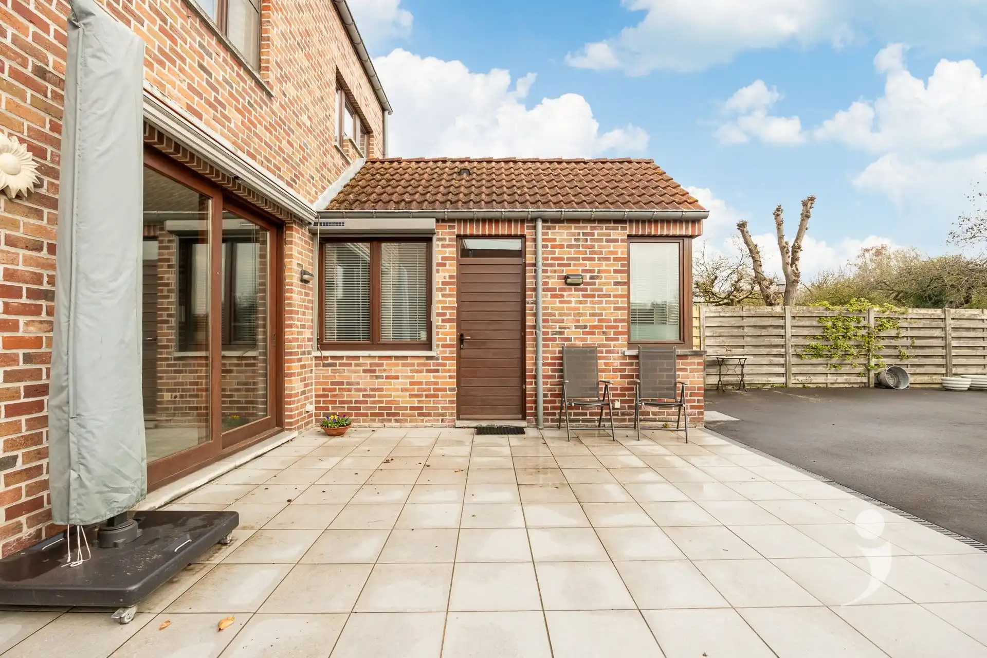 Charmante gezinswoning met uitzonderlijke tuin en weids uitzicht  foto 30