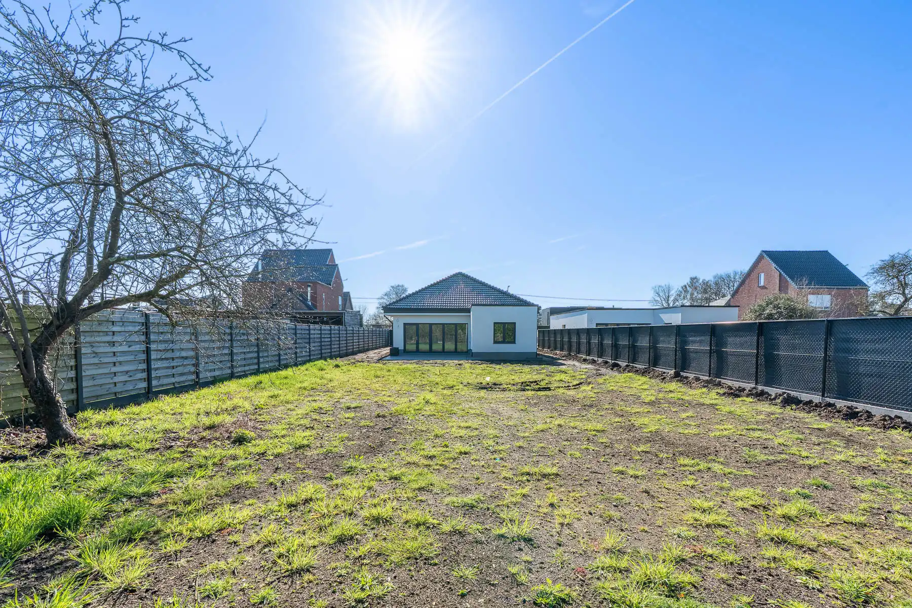 Ruime, recent gerenoveerde gezinswoning op gunstige ligging foto 25