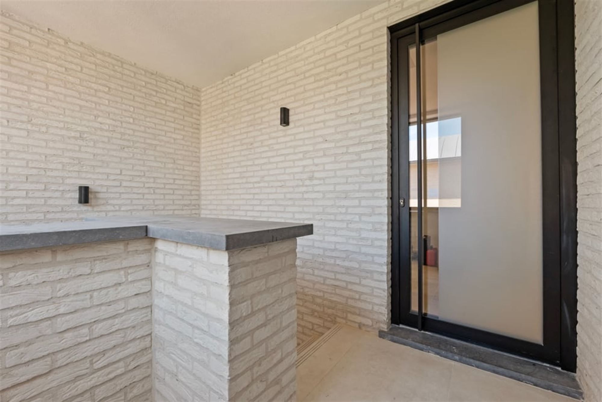 3 SLK APPARTEMENT MET RUIME TUIN EN PARKEERPLAATS IN HET CENTRUM VAN LANDEN  foto 30
