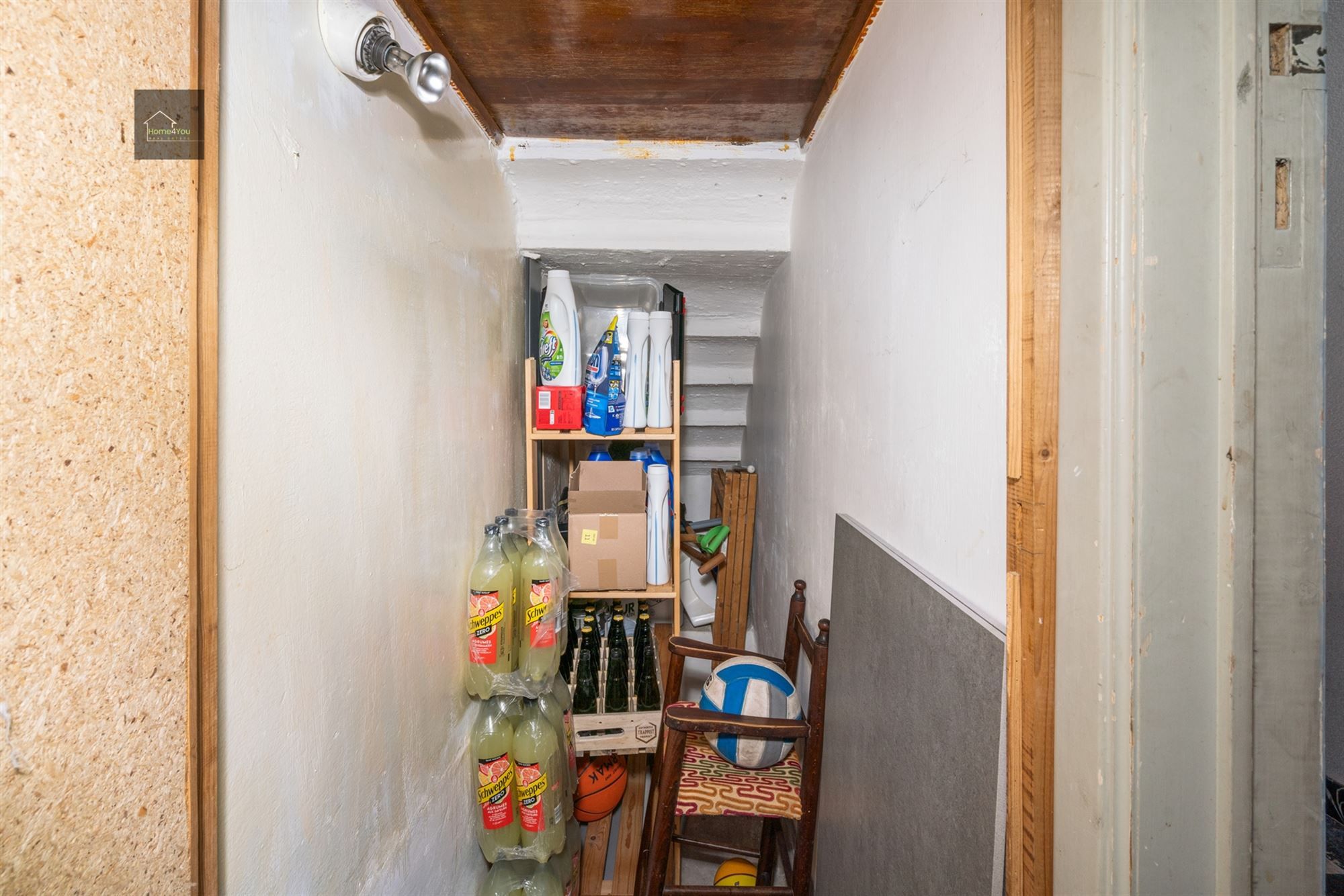 Ruim instapklaar appartement met groot Zuid-gericht terras! foto 18