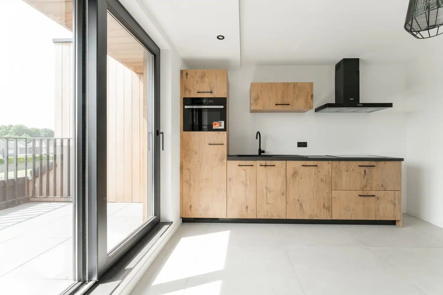 Volledig vernieuwd appartement op de bovenste verdieping – instapklaar wonen foto 9