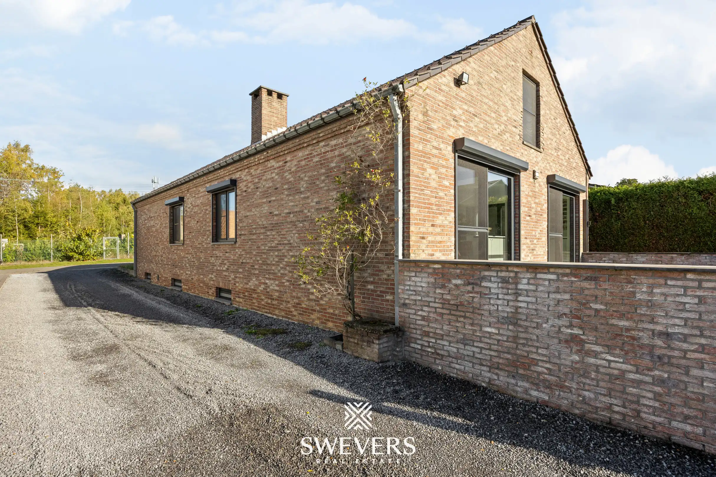 Ruime woning met magazijn in KMO-zone te Tongeren foto 30