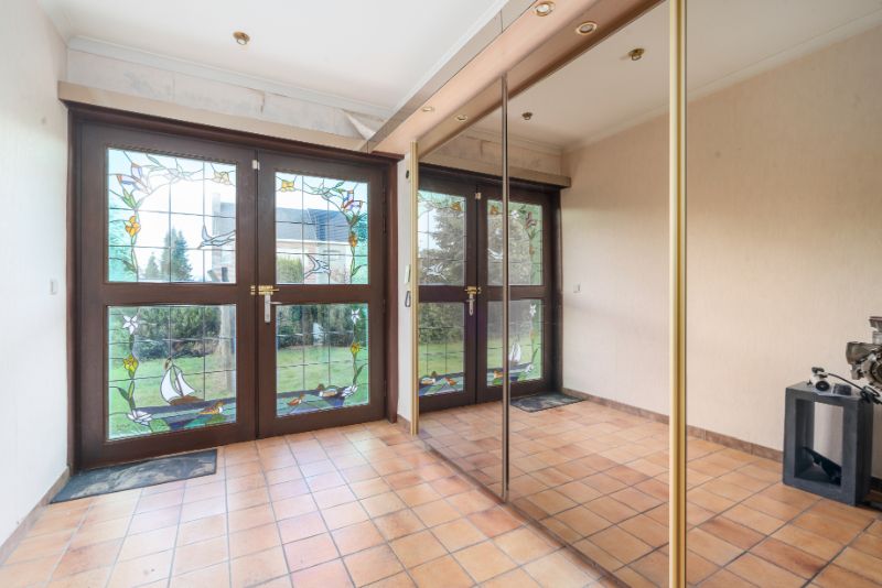 Woning met magazijn op 1174m² foto 2