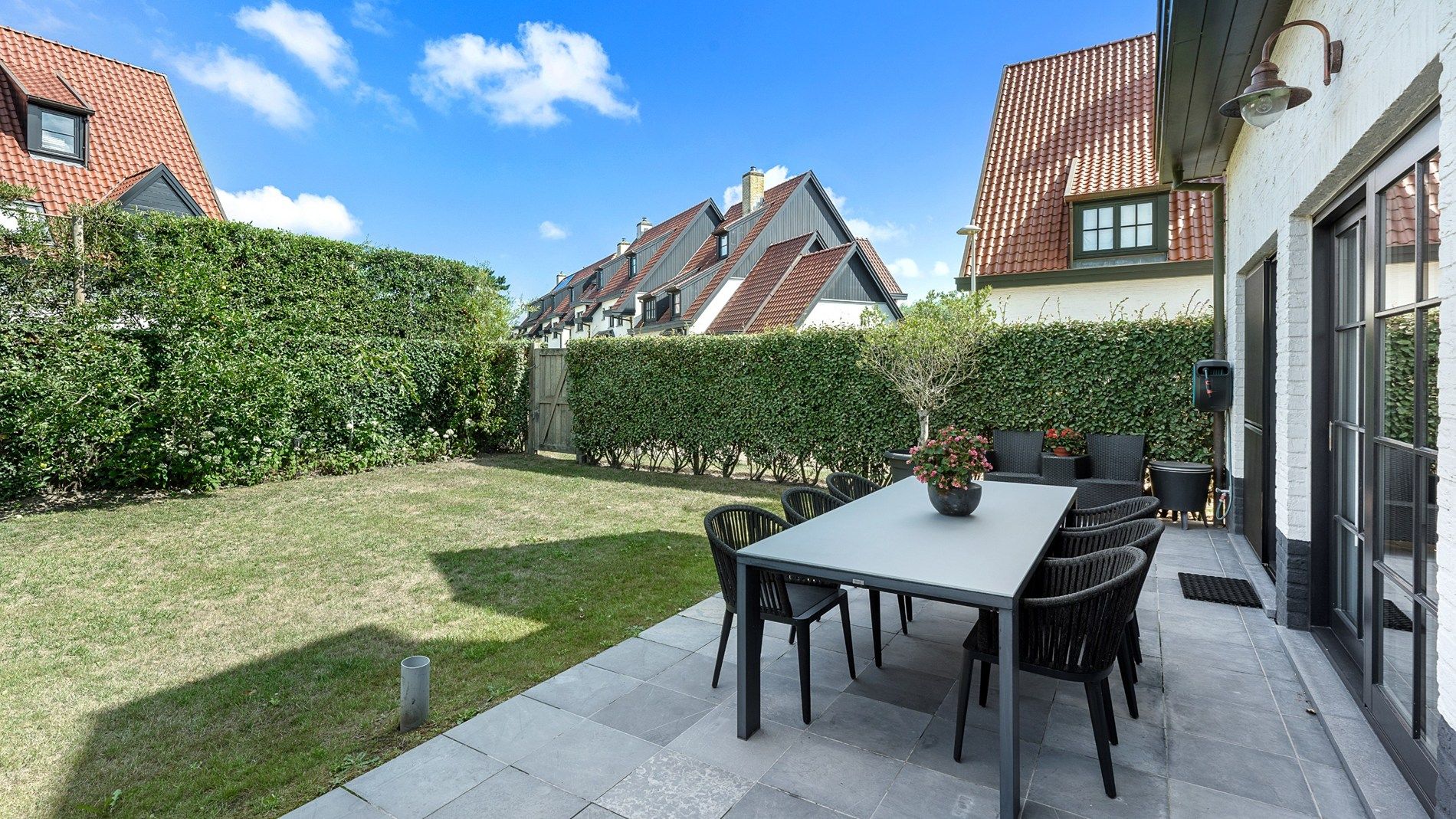 Recente hoekwoning met vijf kamers te Knokke foto 8