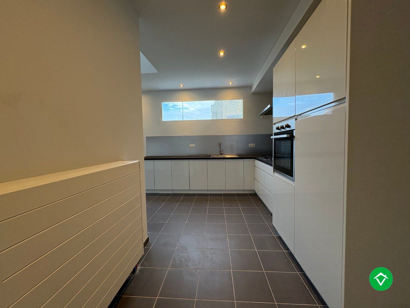 Te koop: gerenoveerde, lichtrijke woning met 3 slaapkamers en tuin te Middelkerke foto 22