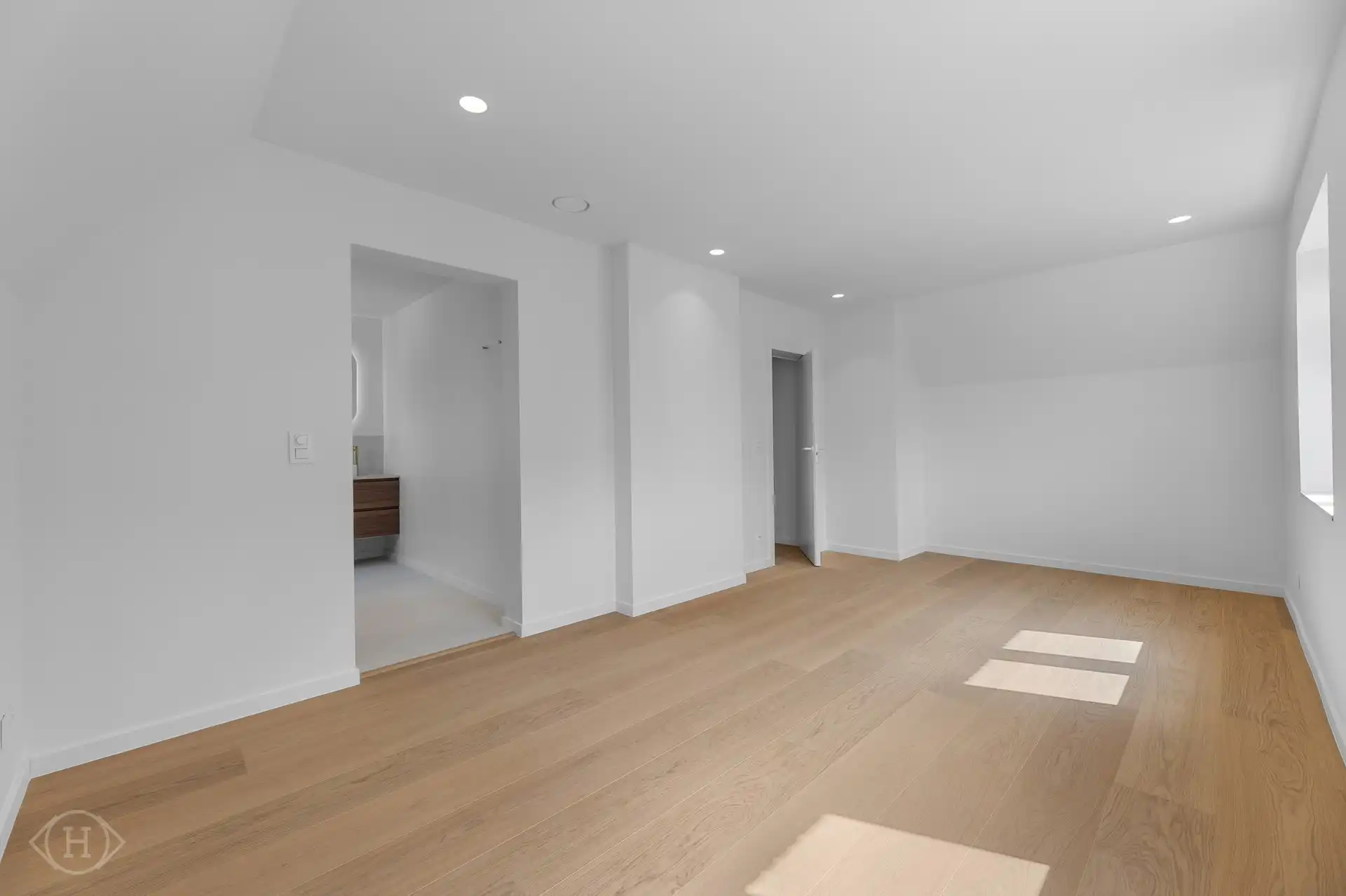 Gerenoveerde villa in gegeerde wijk Ter Elst foto 17