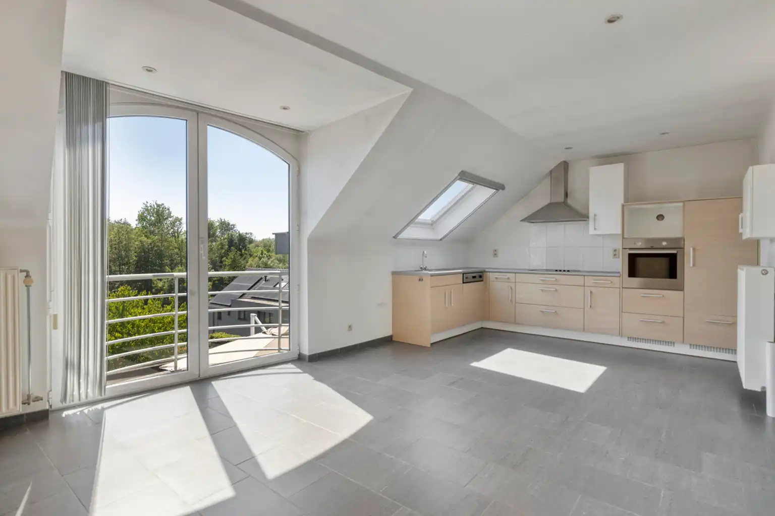 Prachtig penthouse gelegen in een rustige omgeving foto 2