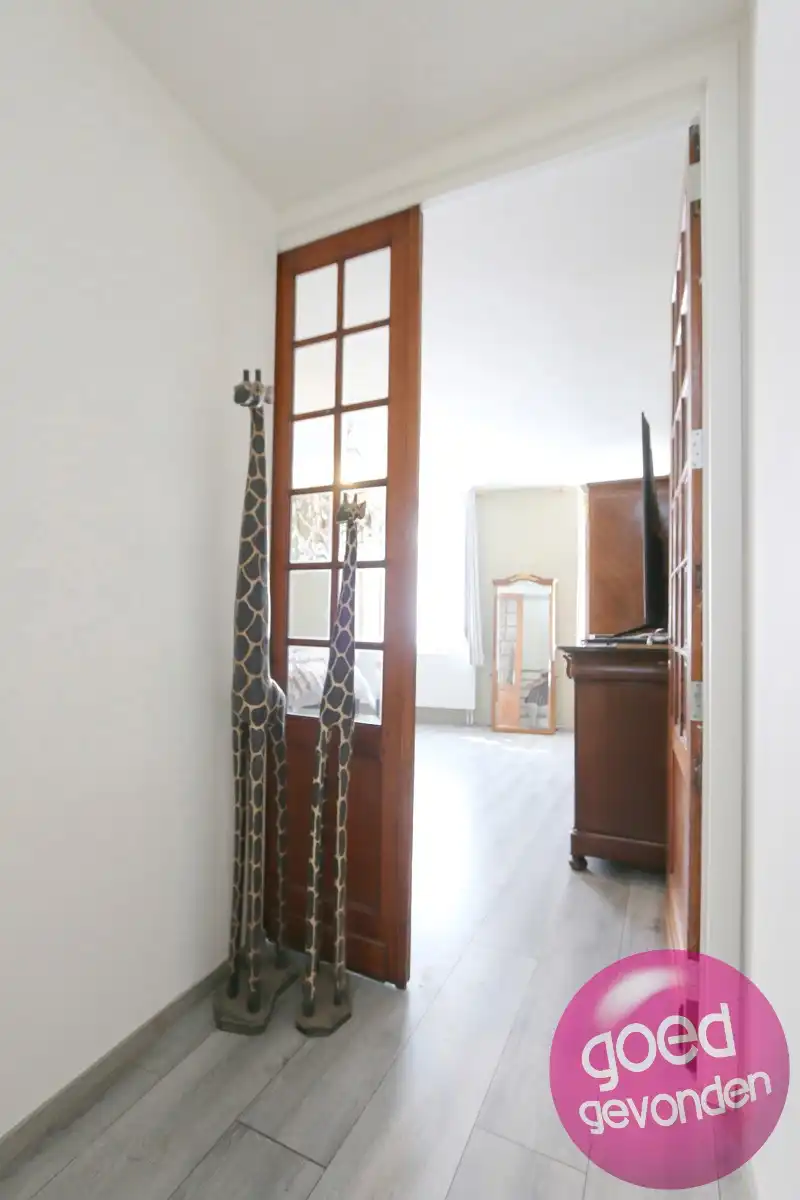 GERENOVEERDE WONING - 2 RUIME SLK - TUIN - TERRAS - CENTRUM foto 15