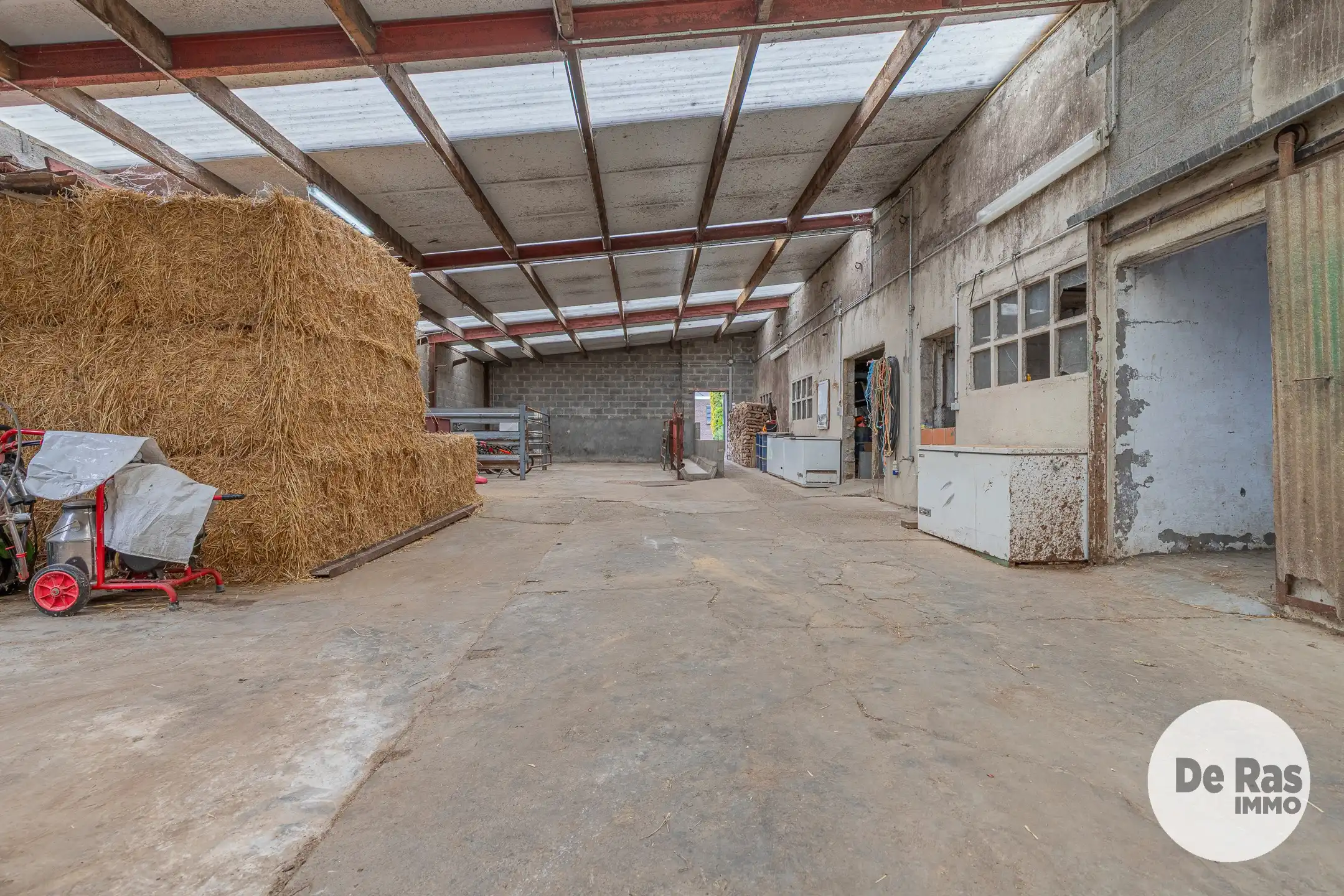 HERZELE - Ruime villa met magazijn op 16a18ca&nbsp; foto 29