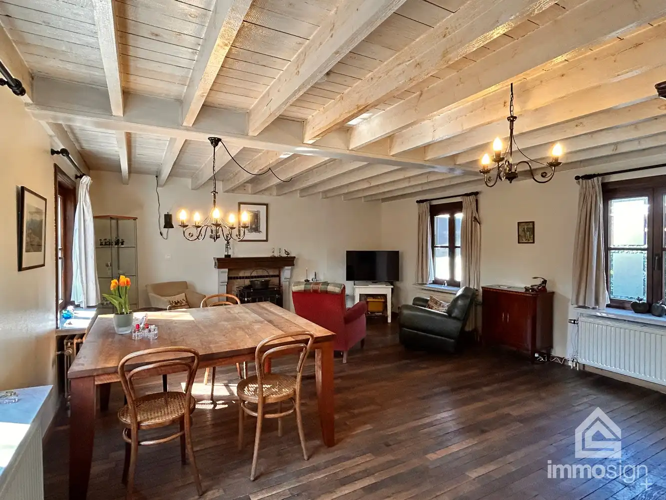 Landelijke gezinswoning in het groen met tal van troeven! foto 9