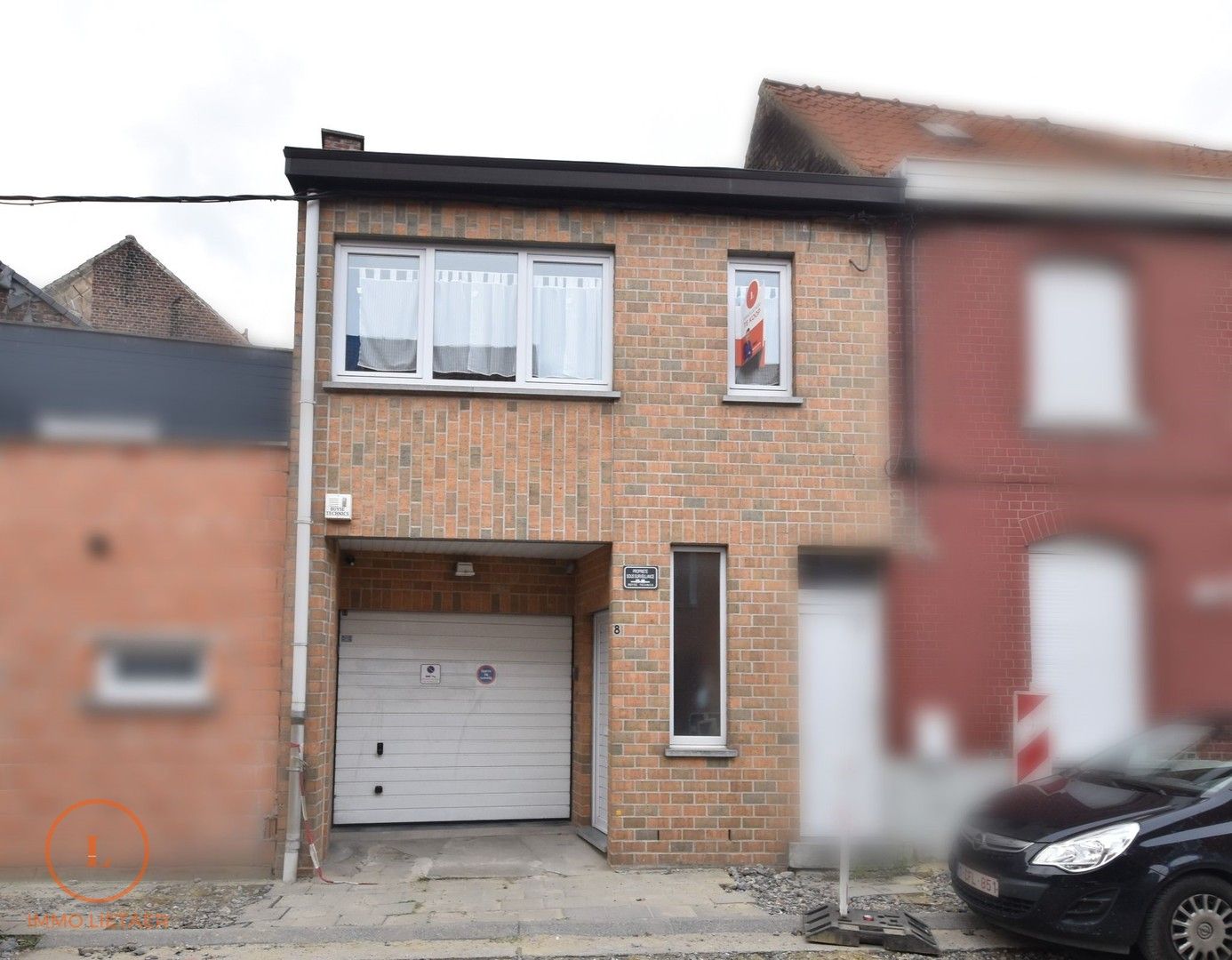 Instapklare woning met 1 slaapkamer, grote garage en reeds dubbele beglazing. foto 1