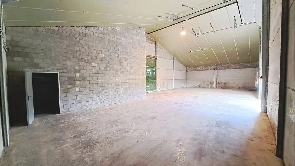 Opslagplaats ( 500 m² ) te huur in Uitkerke - Blankenberge foto 3