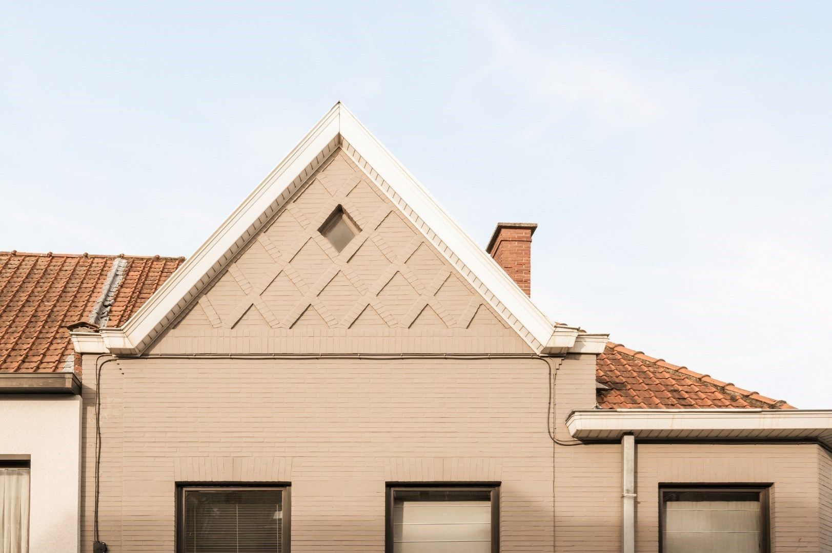 Grote woning met garage, uitweg en mogelijks 5 kamers foto 27