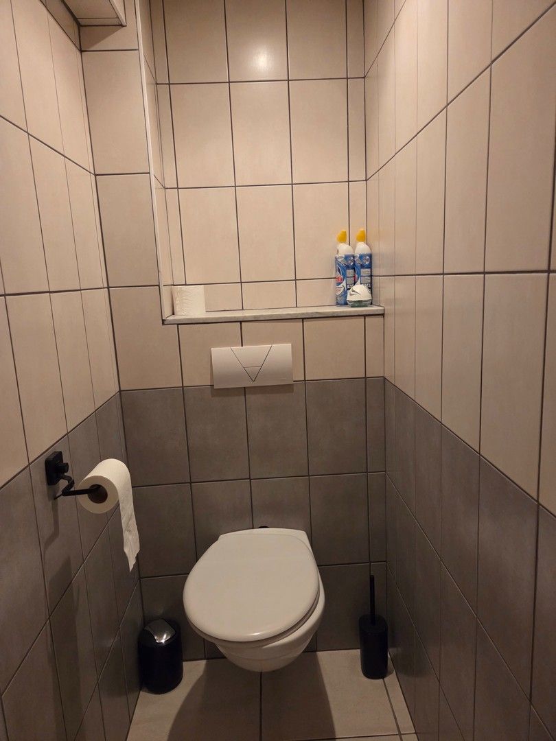 Ruim appartement op het gelijkvloers met tuin en garage foto 9