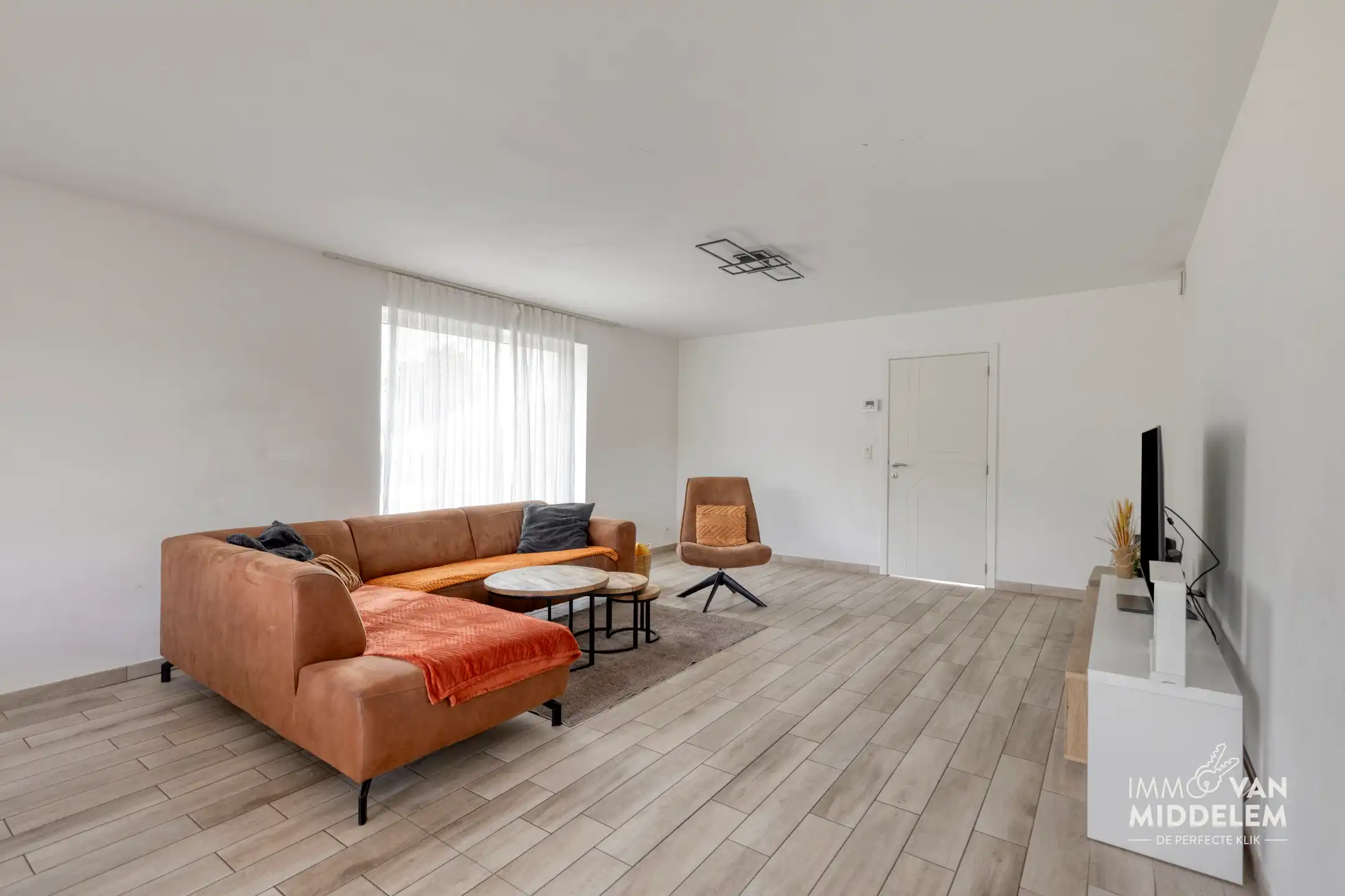 INSTAPKLARE ENERGIEZUINIGE WONING MET 4 SLPK, GARAGE EN TUIN foto 4
