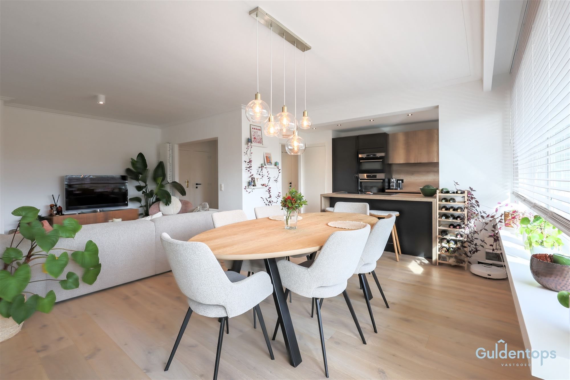 mooi 2 slkpkamerappt op topligging met fantastisch uitzicht foto 6