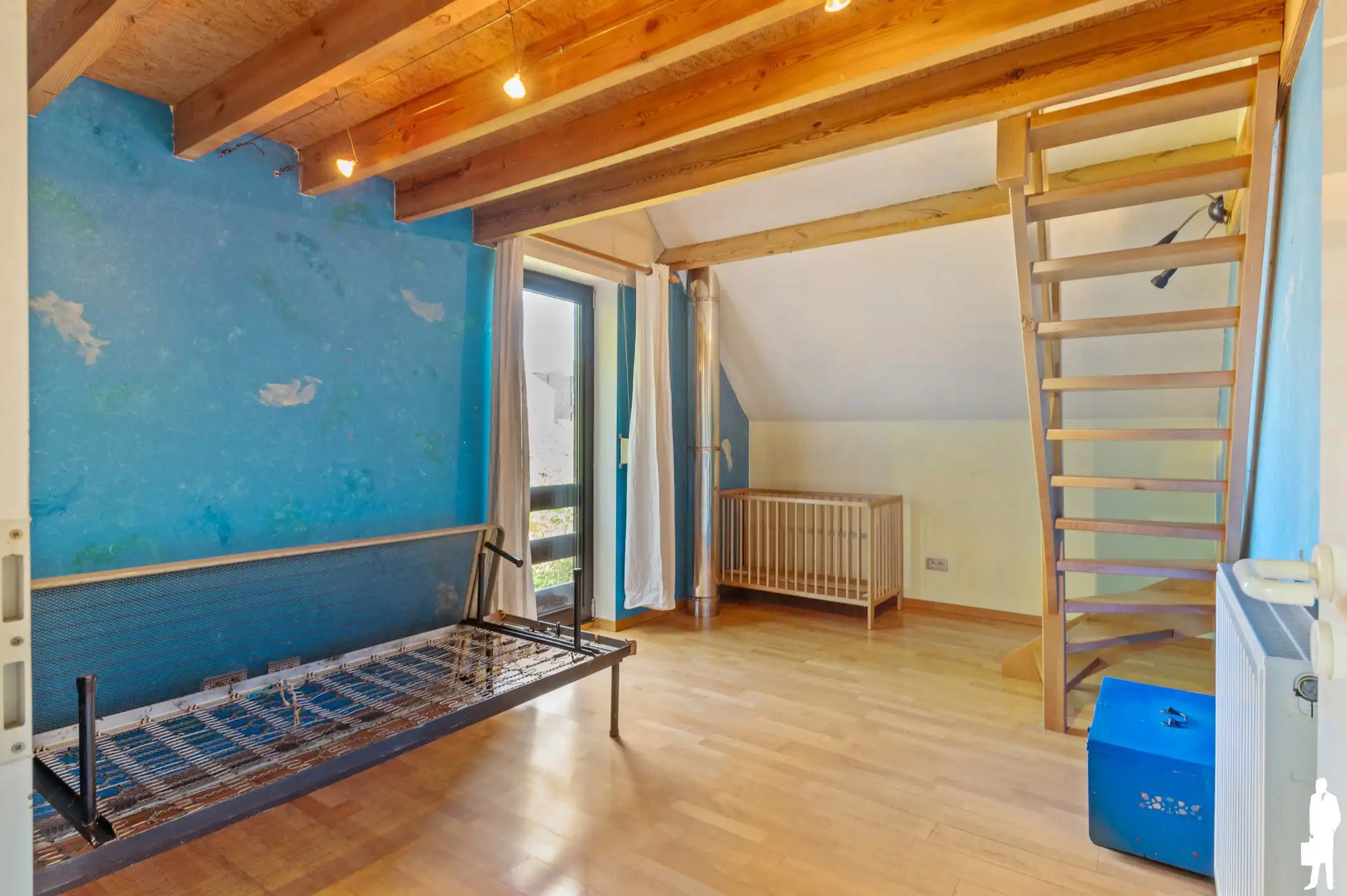 Te renoveren villa in doodlopende straat  foto 20