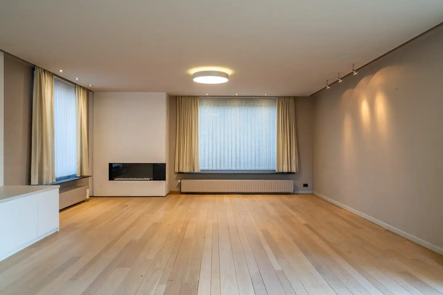 Wat een pand in Kuurne! foto 6