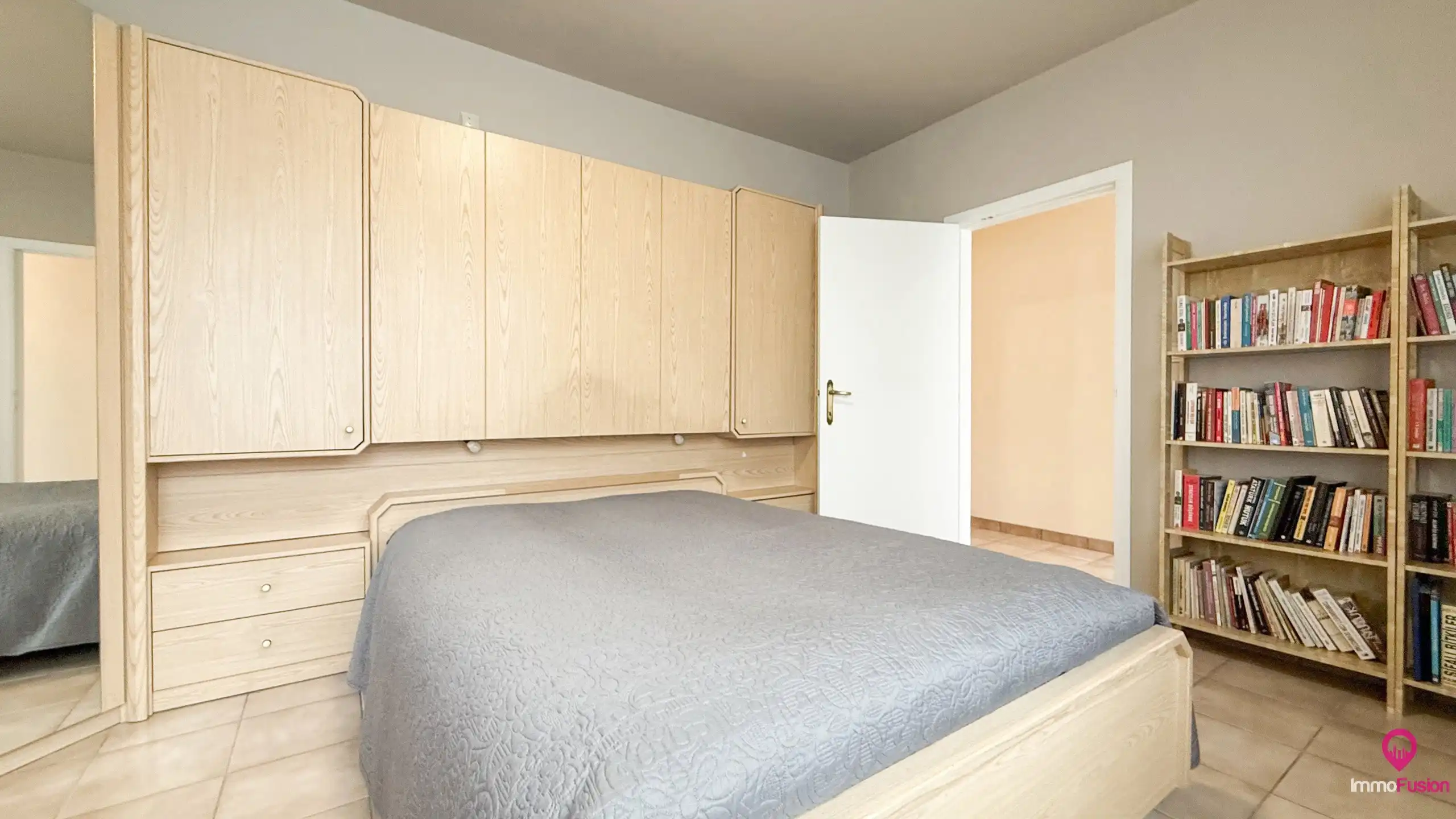 Handelspand met woonst op zeer goede commerciele ligging! foto 25