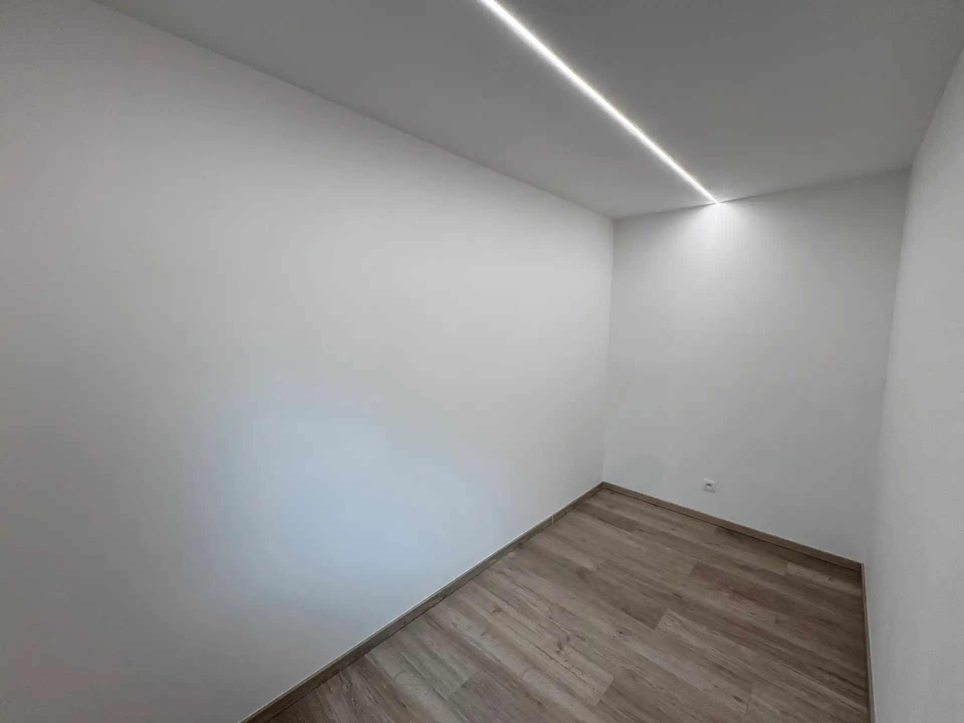 Ruime gezinswoning met 4 slaapkamers foto 9