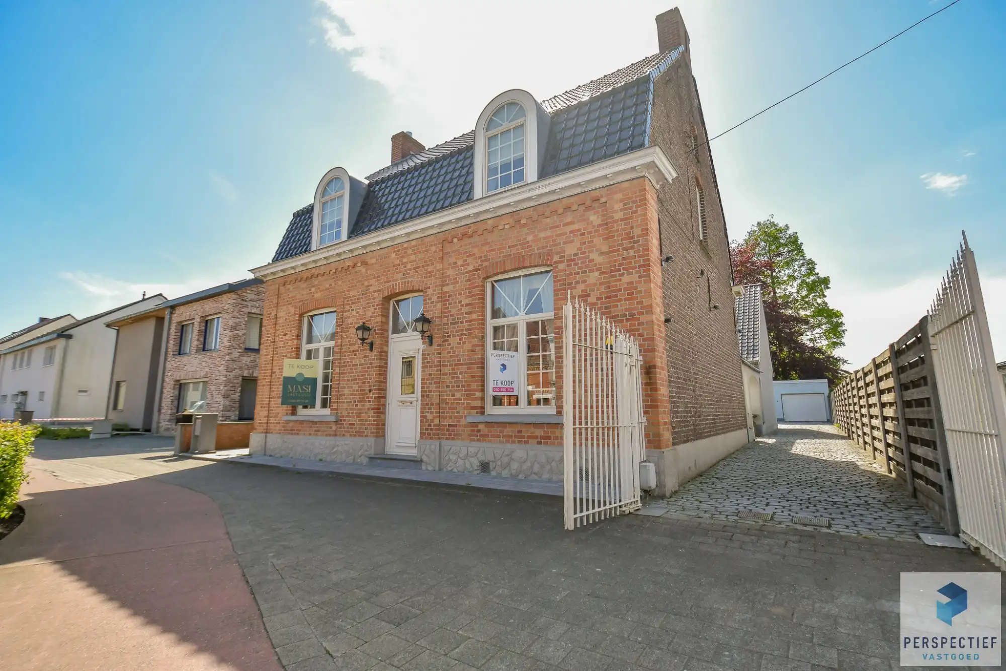 Karaktervolle grote (320m²) woning met prachtige tuin op 1300m² foto 2