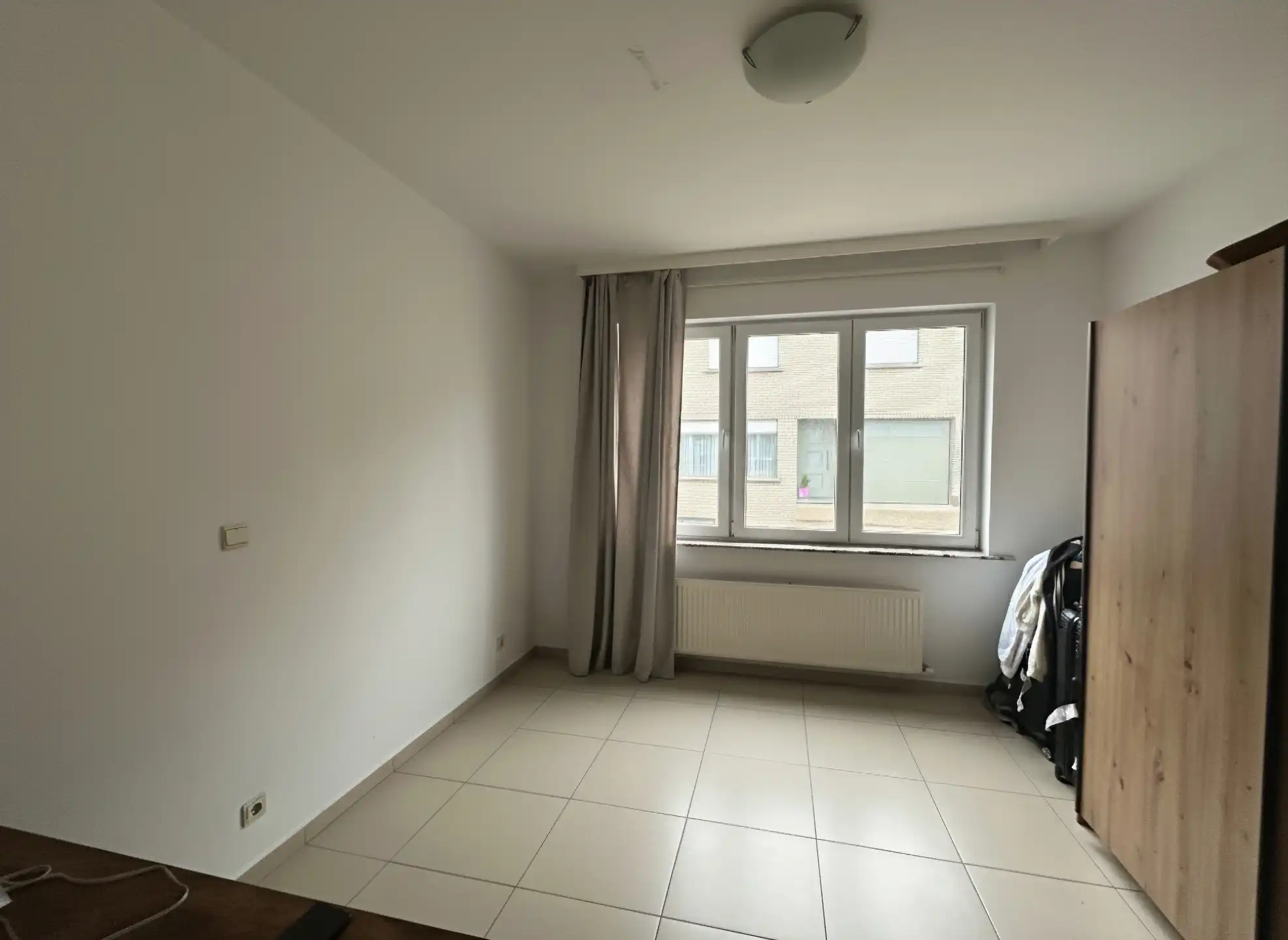 Praktijk/handelsruimte te centrum Denderleeuw foto 3