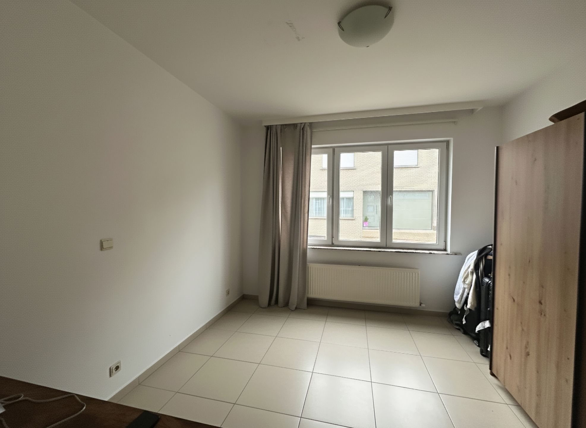 Praktijk/handelsruimte te centrum Denderleeuw foto 3