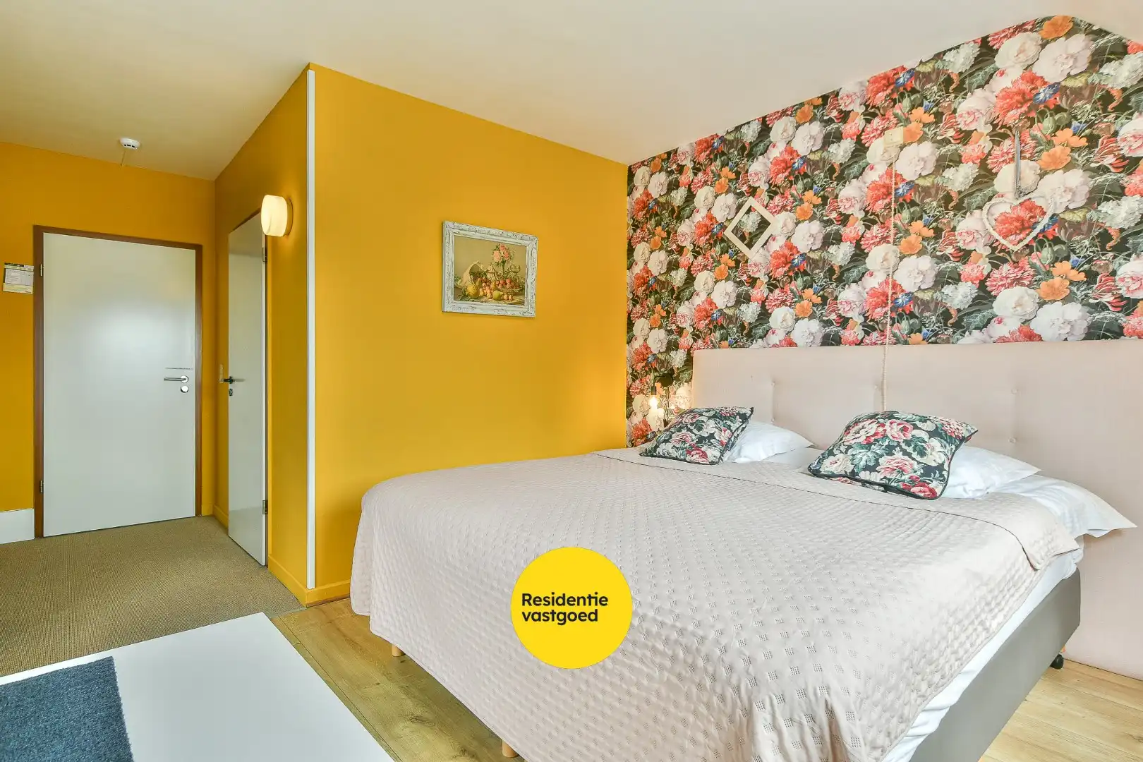 Unieke investeringskans: karaktervol hotel met 18 kamers & woonmogelijkheden te koop!  foto 22