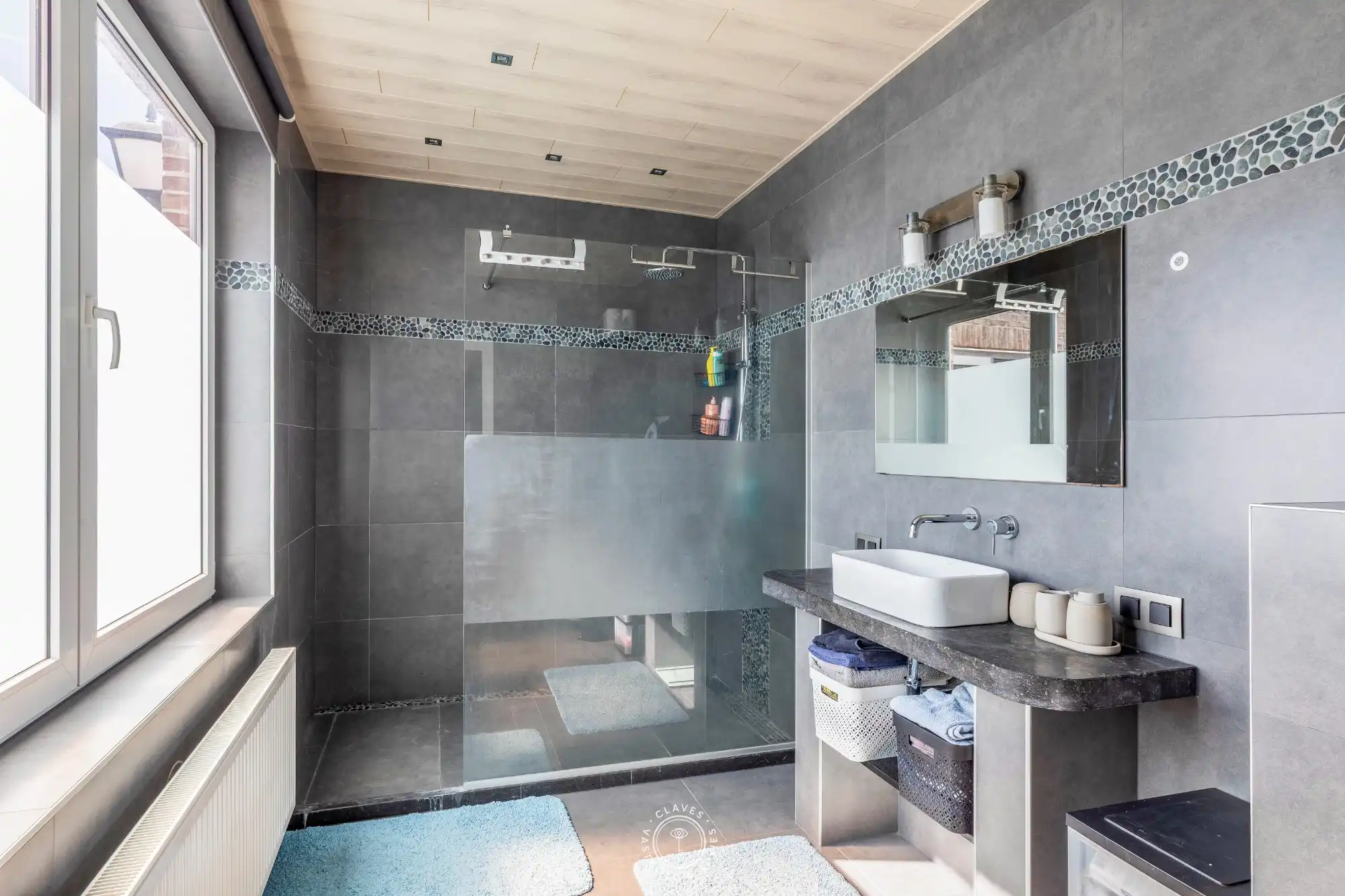 Toffe woning met vier slaapkamers en een prachtig uitzicht foto 6