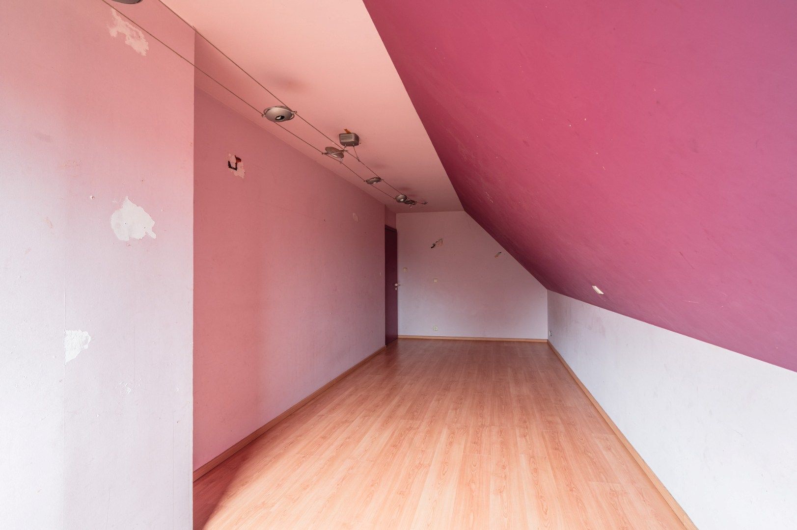 Open bebouwing op 950 m² met 4 kamers en garage foto 23