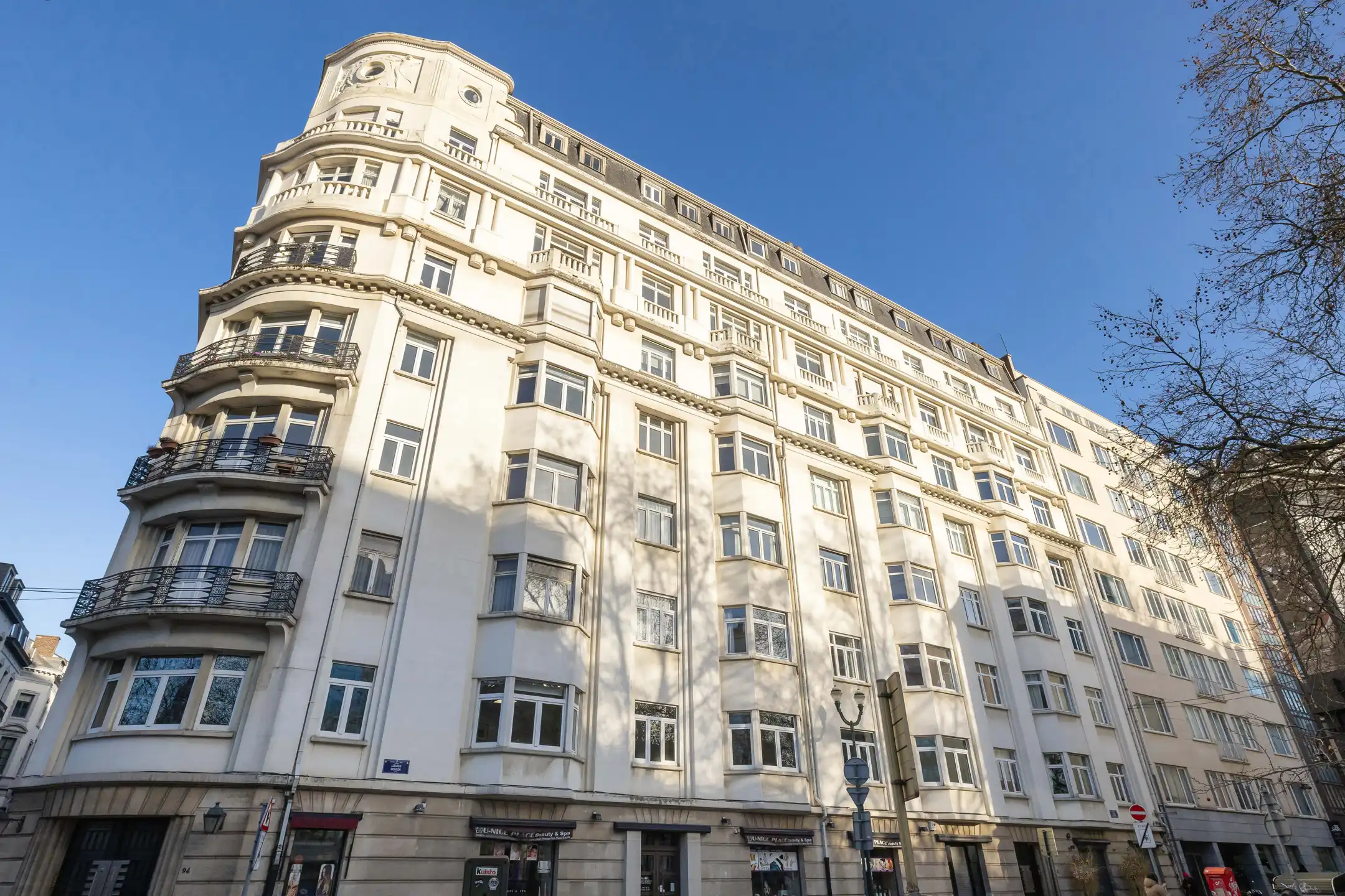 Beleef de Art Deco-elegantie aan de Louizalaan foto 33