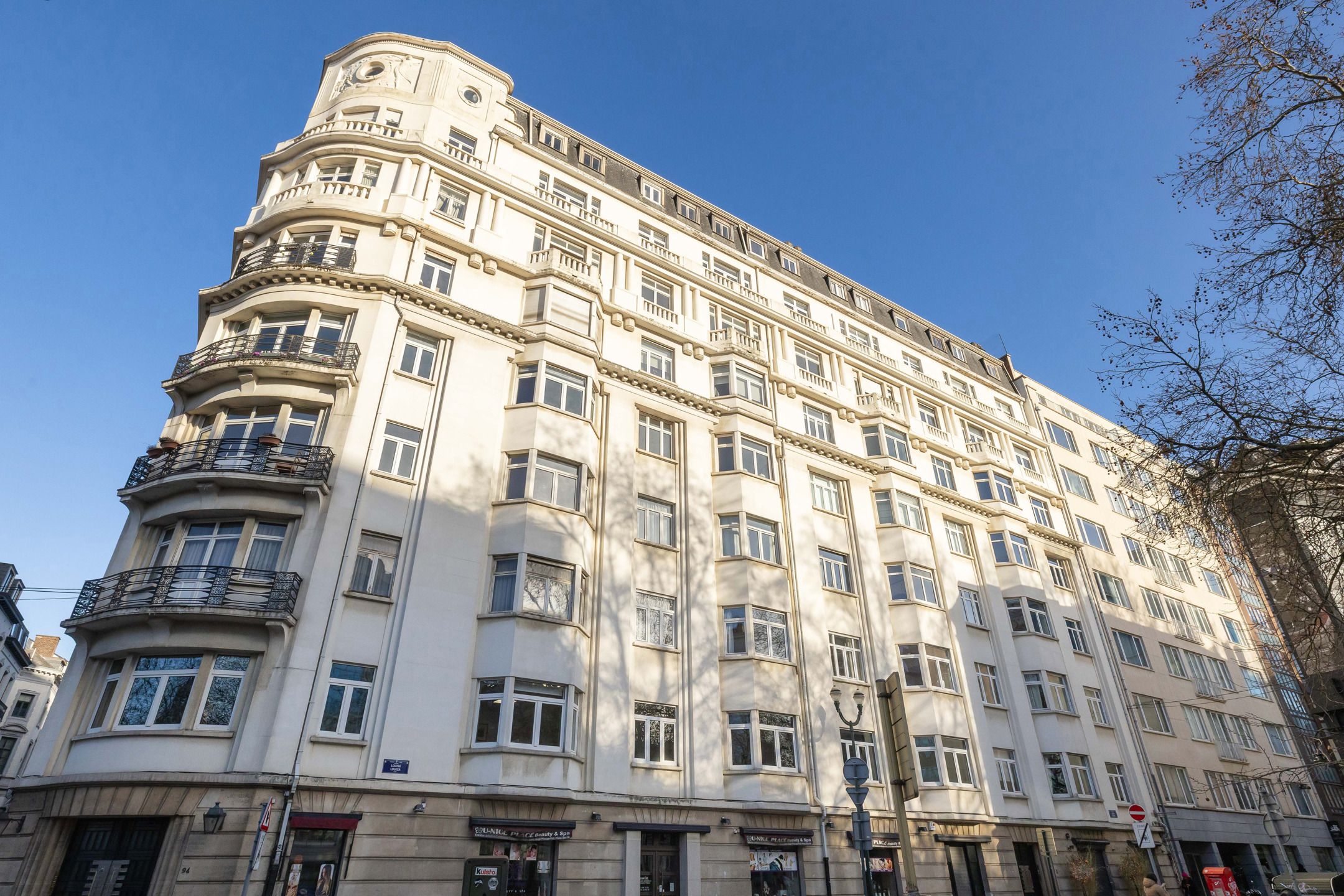 Beleef de Art Deco-elegantie aan de Louizalaan foto 33