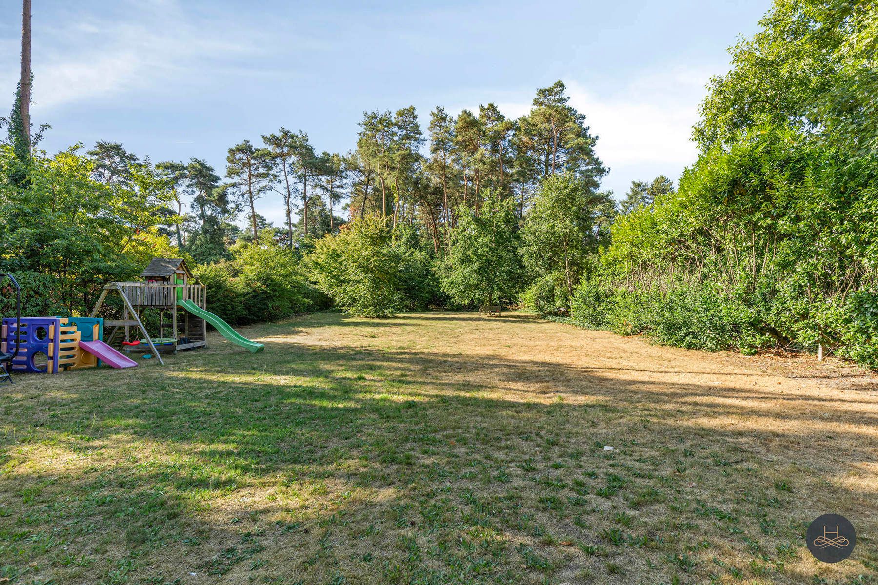 Energiezuinige gerenoveerde villa op een zeer ruim perceel foto 23