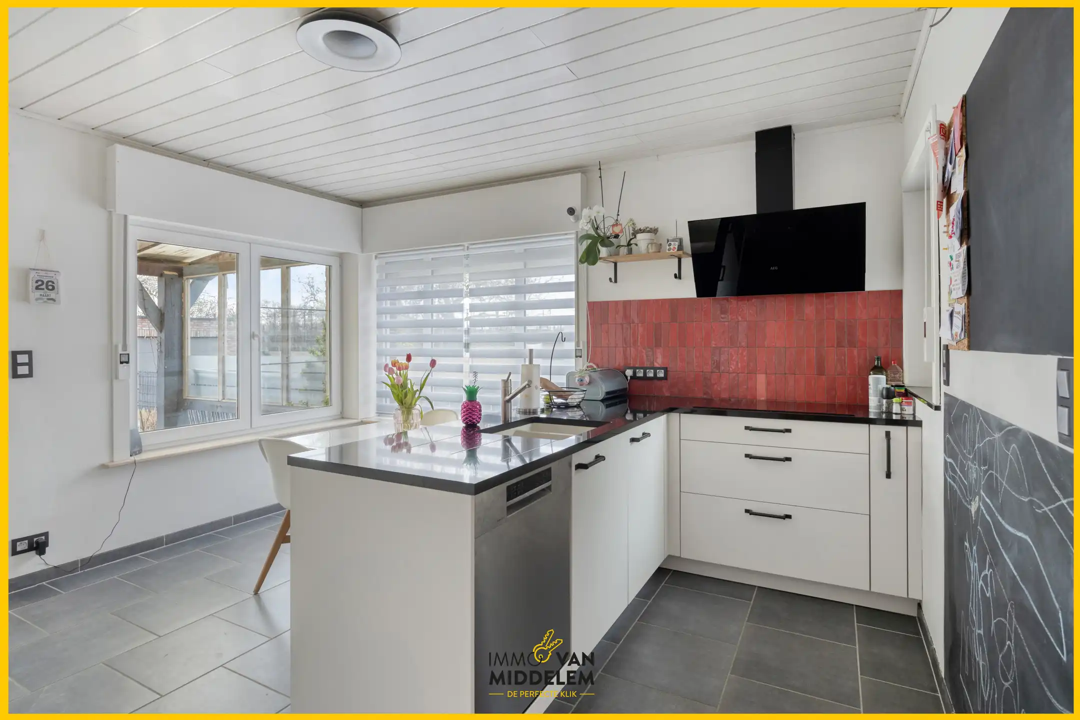 ENERGIEZUINIGE 3-GEVELWONING - 3 SLPKS, TERRAS, TUIN, GARAGE foto 6