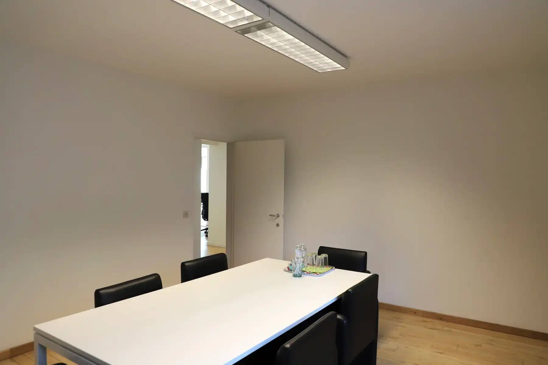 Investeringspand met uitstekende visibiliteit te Borgerhout foto 14