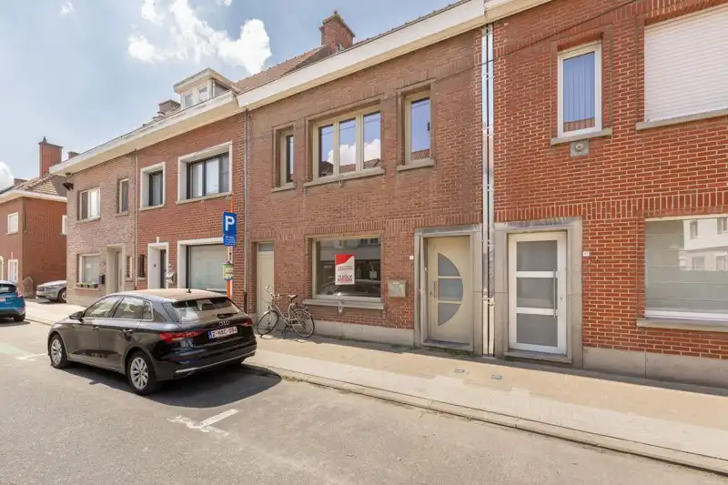 🏡✨ Prachtige stadswoning met tuin, 3 ruime slaapkamers TE KOOP in Heule foto 3