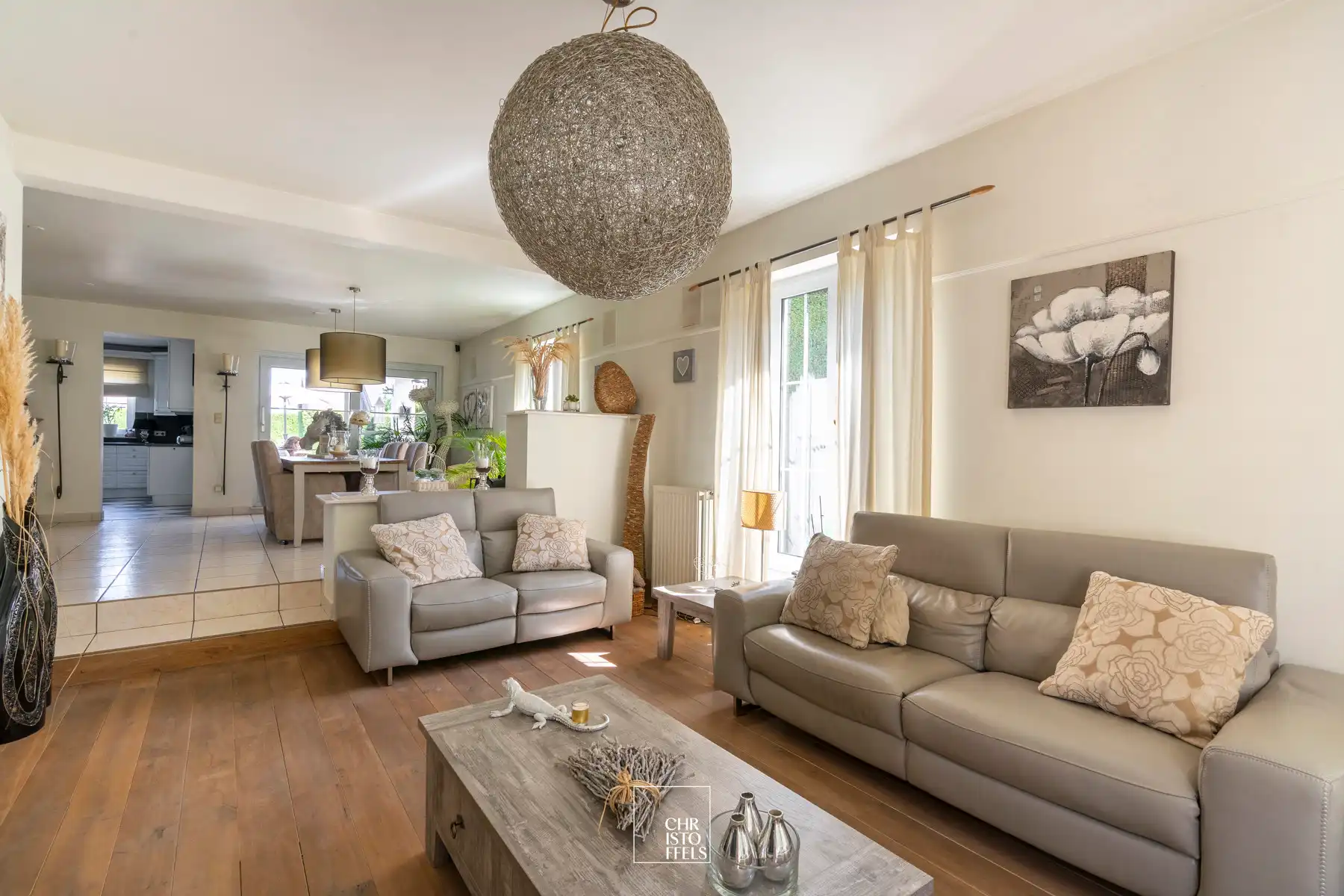 Charmante villa op een perceel van 1.136 m² in bosrijke omgeving foto 11