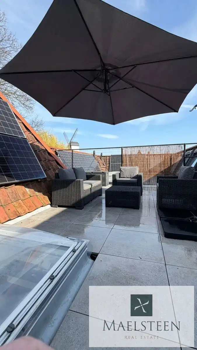 Ruime, instapklare stadswoning in de binnenstad van Brugge foto 46