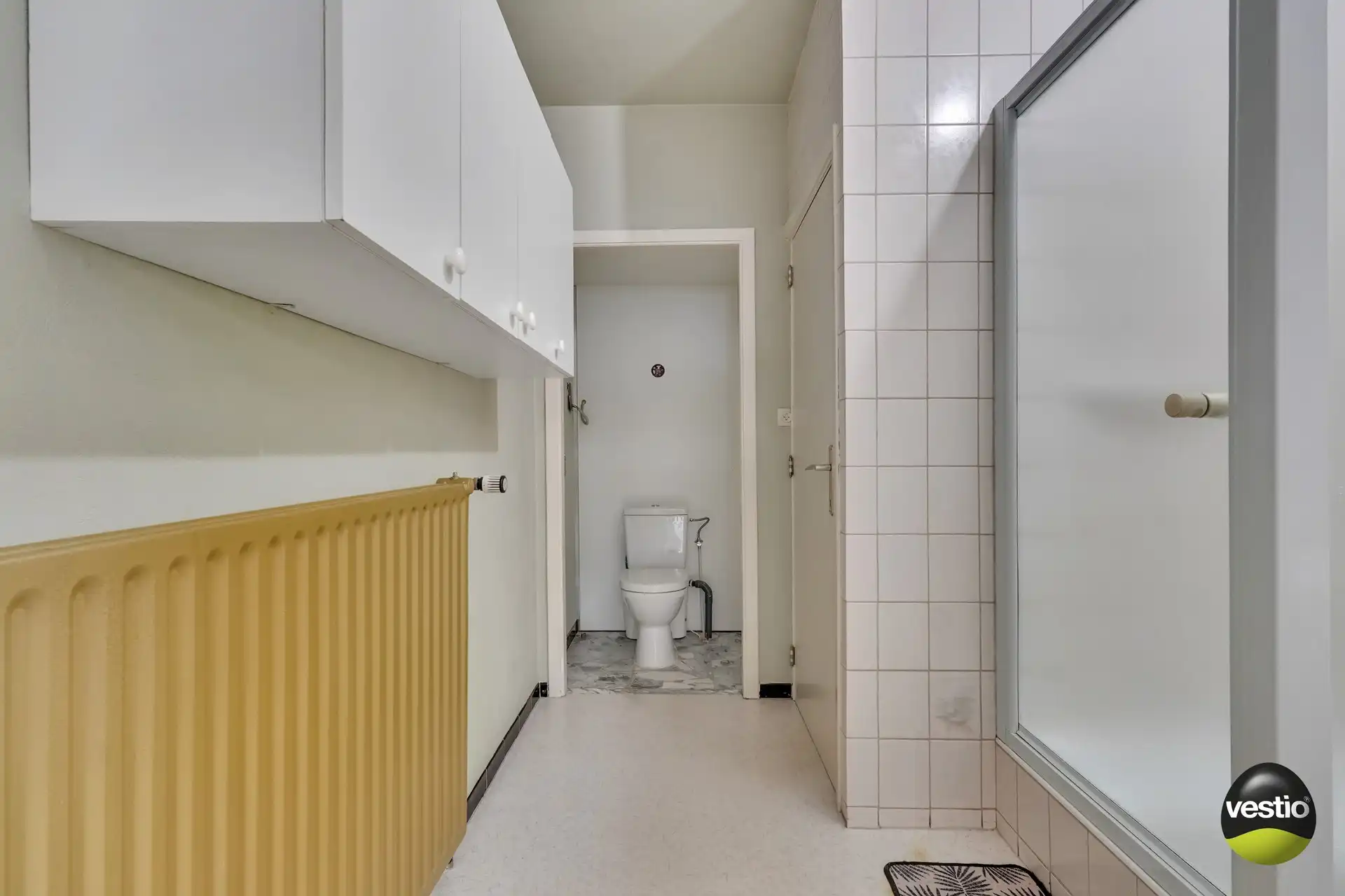 RUSTIG GELEGEN, TE RENOVEREN WONING TE STAL-KOERSEL foto 16
