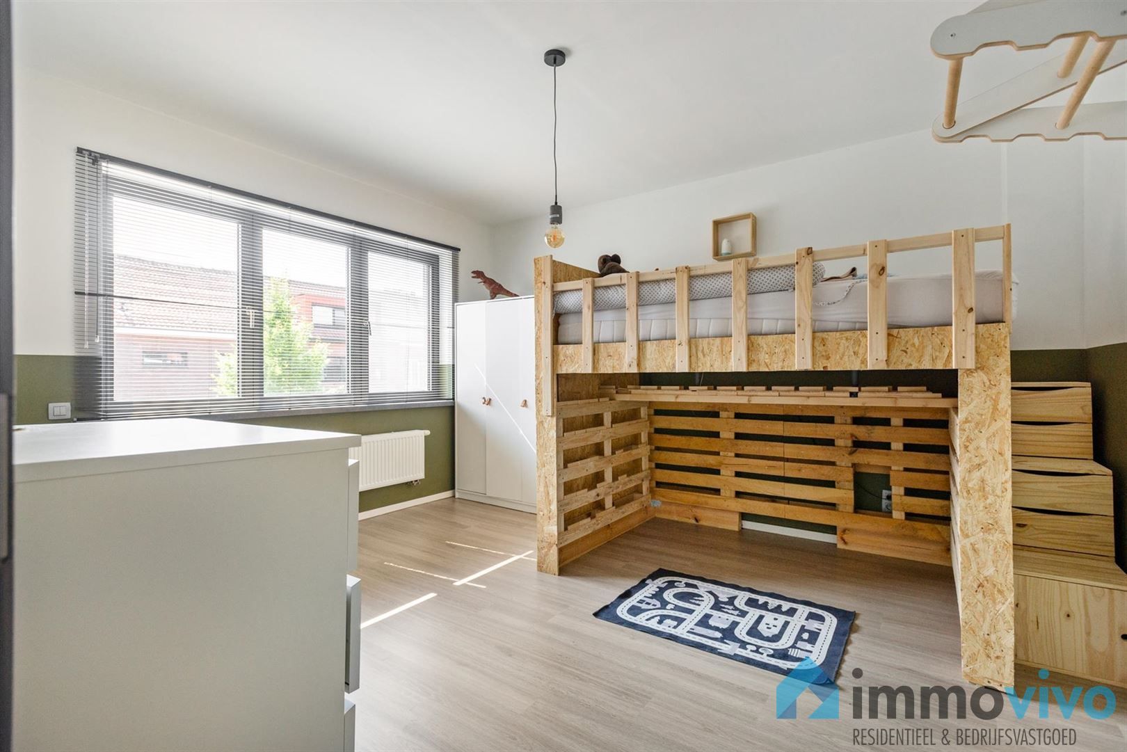 Gerenoveerde woning met zwembad op toplocatie aan Hof Ter Linden foto 23